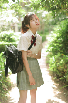 张津瑜